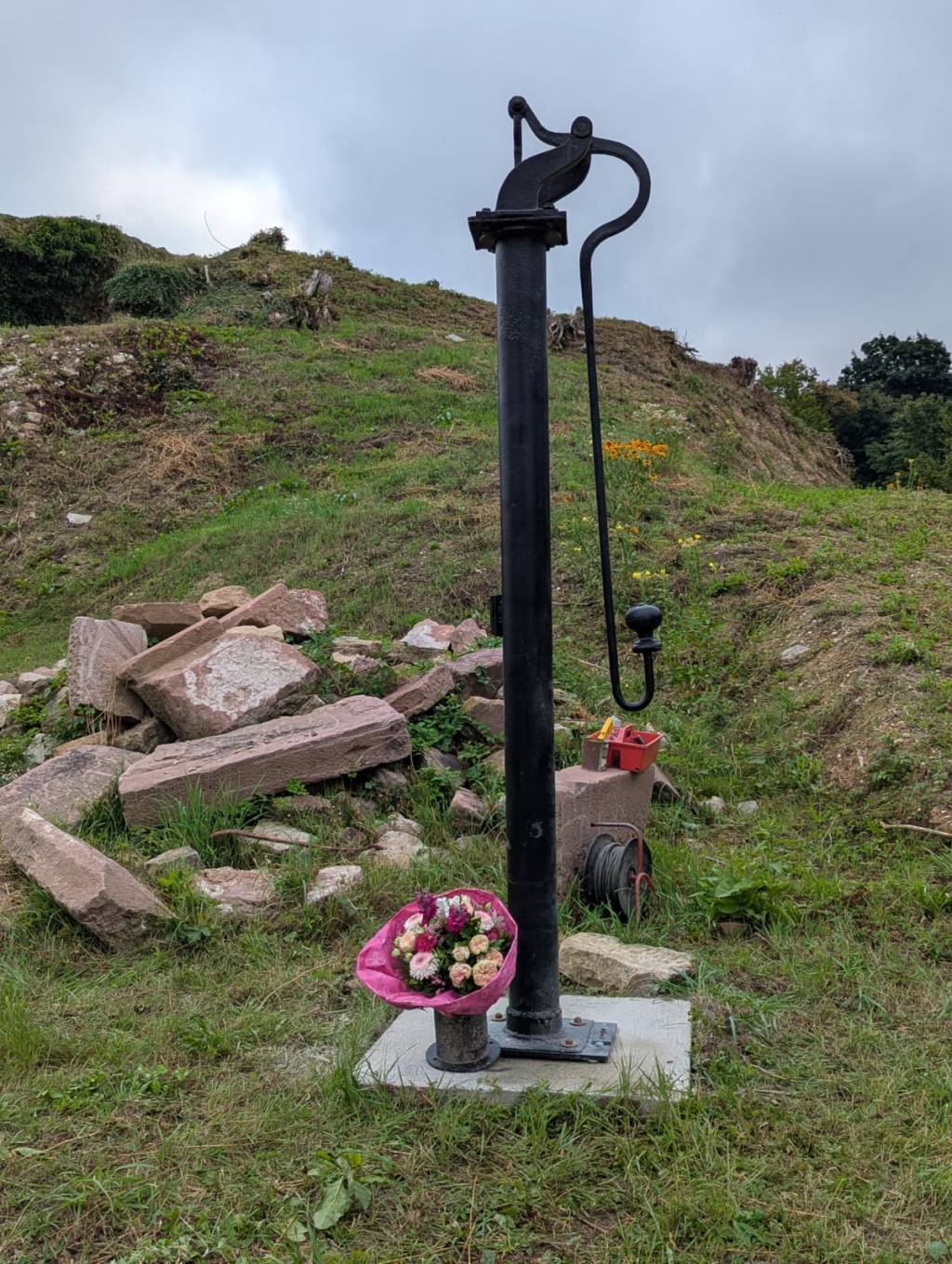 Pumpbrunnen Cavalier 1